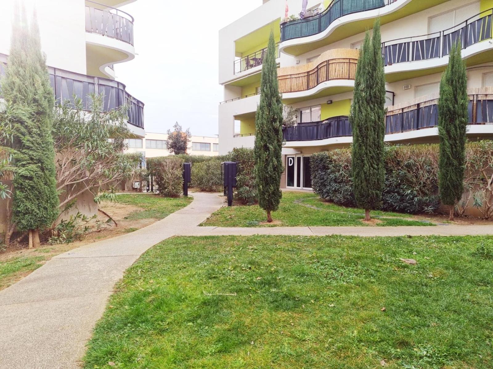 Grand Appartement Avec Garage Et Terrasse Castelnau-le-Lez Zewnętrze zdjęcie