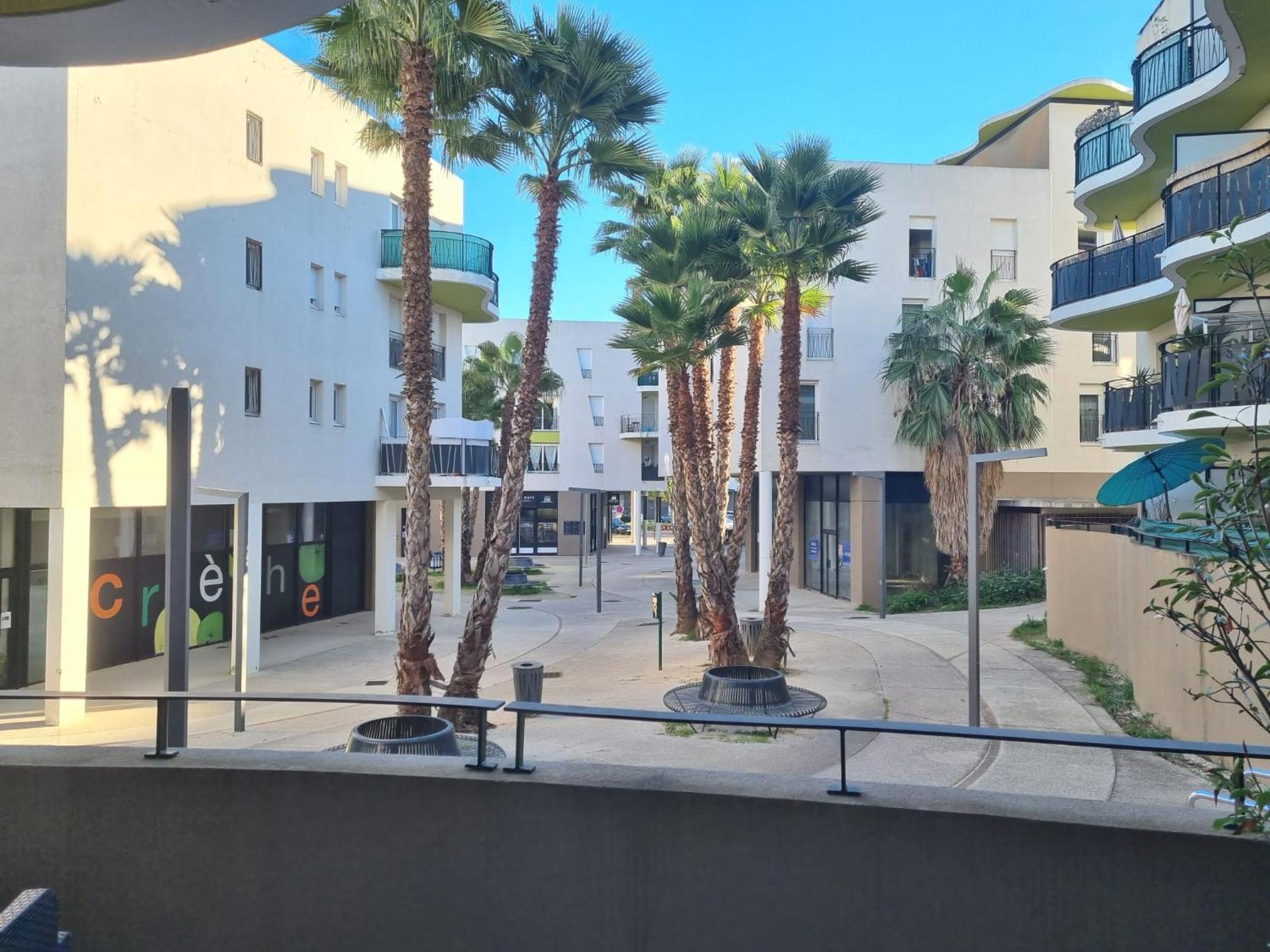 Grand Appartement Avec Garage Et Terrasse Castelnau-le-Lez Zewnętrze zdjęcie